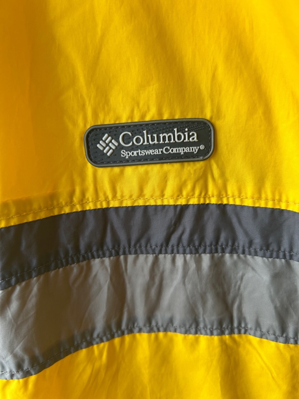 Columbia Packable jacket. - Picture 3 of 6